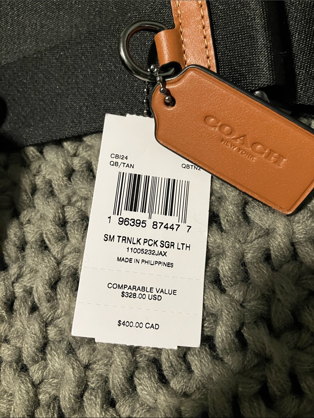 NWT Coach Turnlock Sling Pack In Smooth Grain leather Tan - Picture 5 of 6